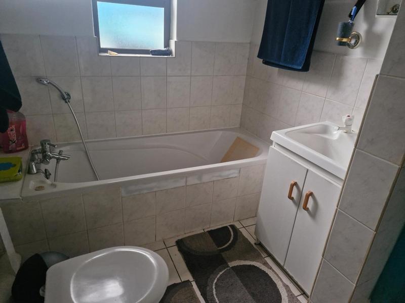 To Let 1 Bedroom Property for Rent in De Tijger Western Cape